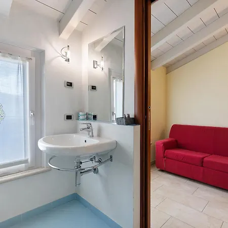 Residenza Venezia Ame Feriehus *