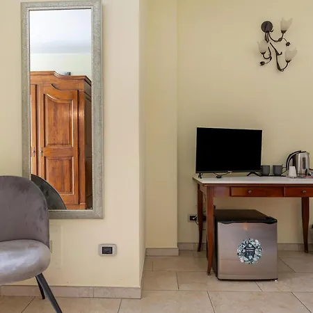 Residenza Venezia Ame Feriehus *